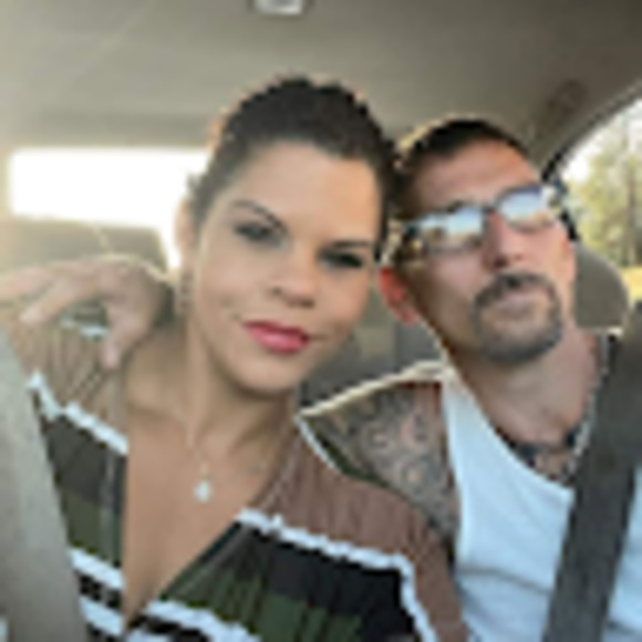 Meet your Posher, Liz - Picture 1 of 1